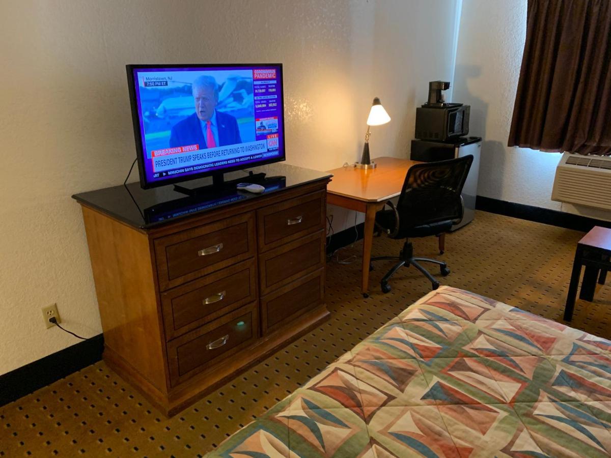 Brentwood Inn & Suites Hobbs Ngoại thất bức ảnh