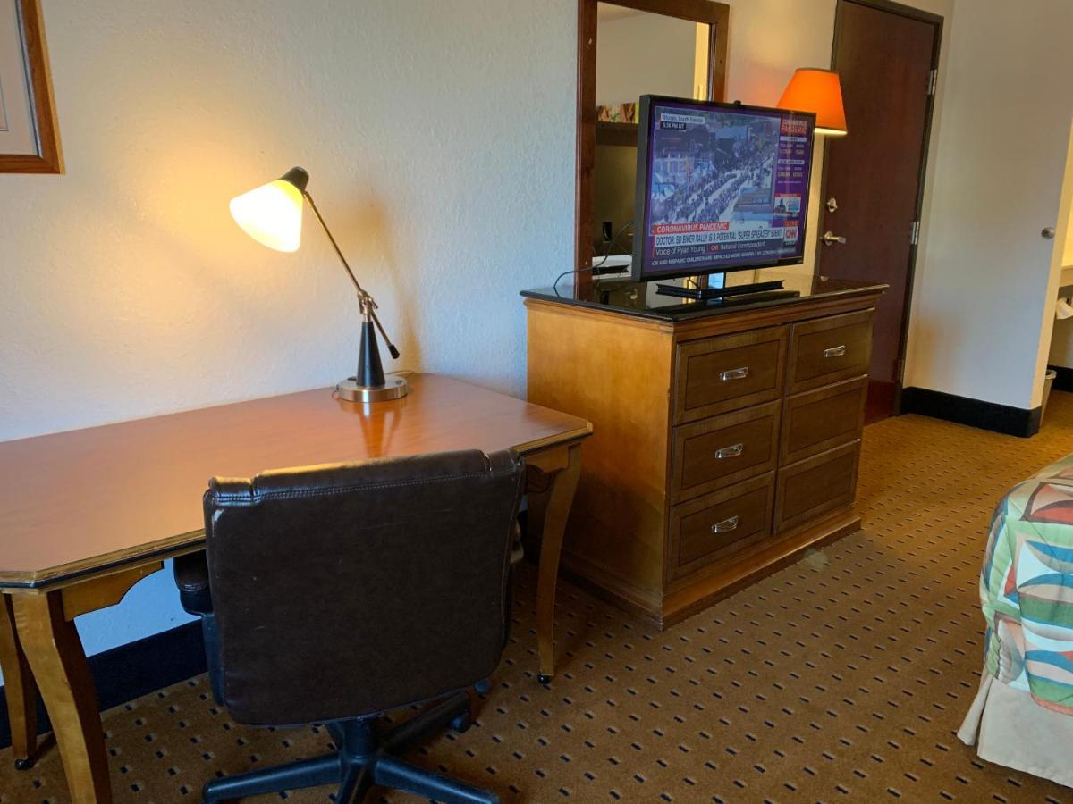 Brentwood Inn & Suites Hobbs Ngoại thất bức ảnh