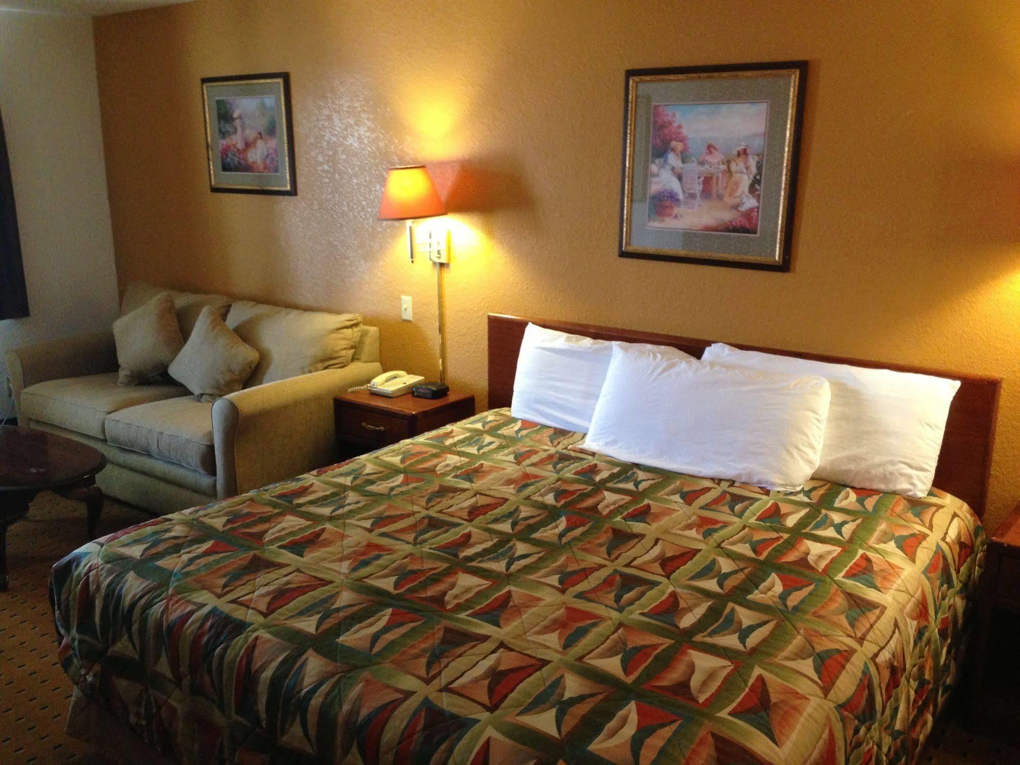 Brentwood Inn & Suites Hobbs Ngoại thất bức ảnh